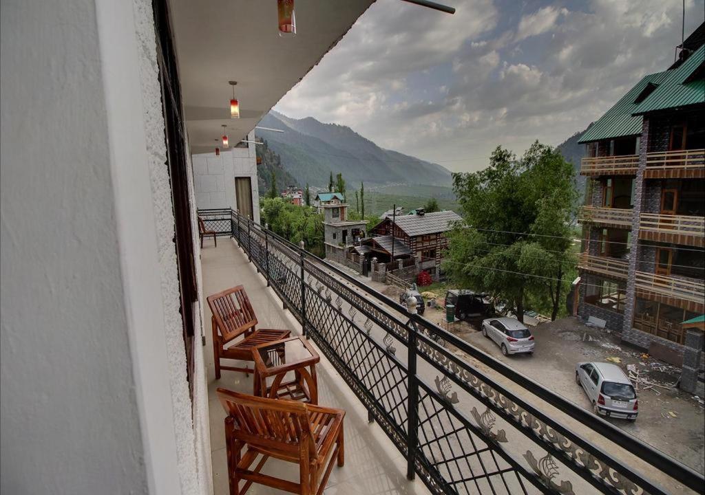 Hotel Kingston Manali  Exterior photo
